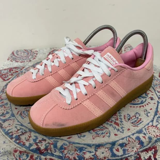 아디다스 버뮤다 글로우 핑크 235 E01026