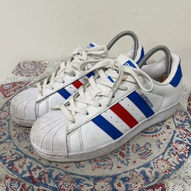 아디다스 슈퍼스타 빨파 스니커즈 240 E01044