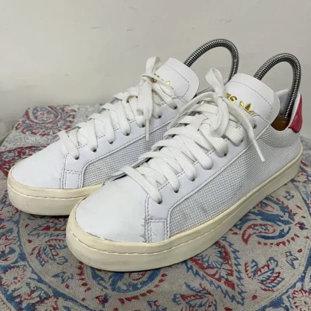 아디다스 코트밴티지 스니커즈 신발 260 E01064