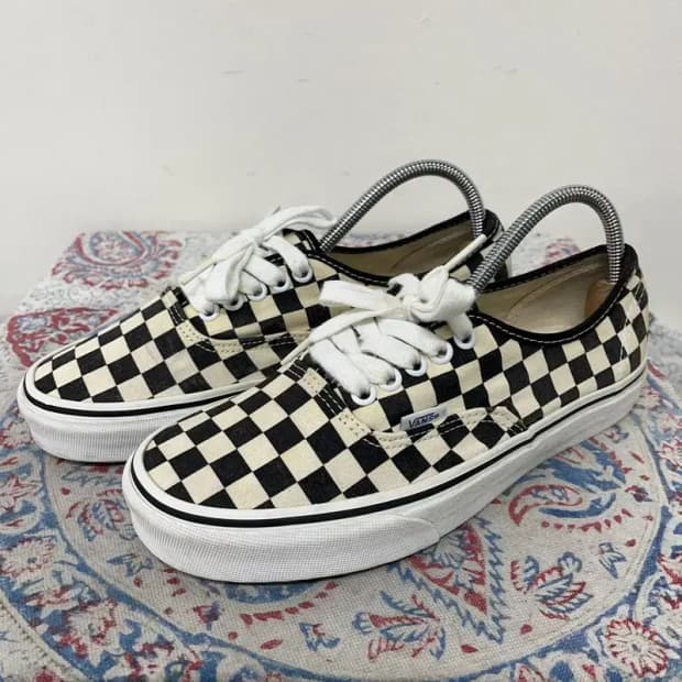 반스 어센틱 체커보드 스니커즈 신발 250 E01072