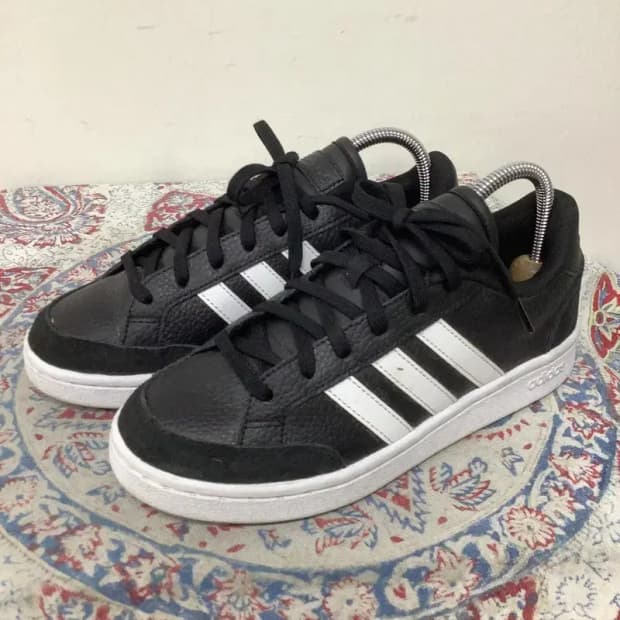 아디다스 그랜드코트 SE 스니커즈 신발 230 E01148