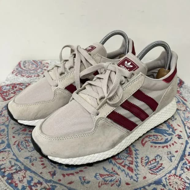 아디다스 포레스트 그로브 스니커즈 운동화 230 E01168