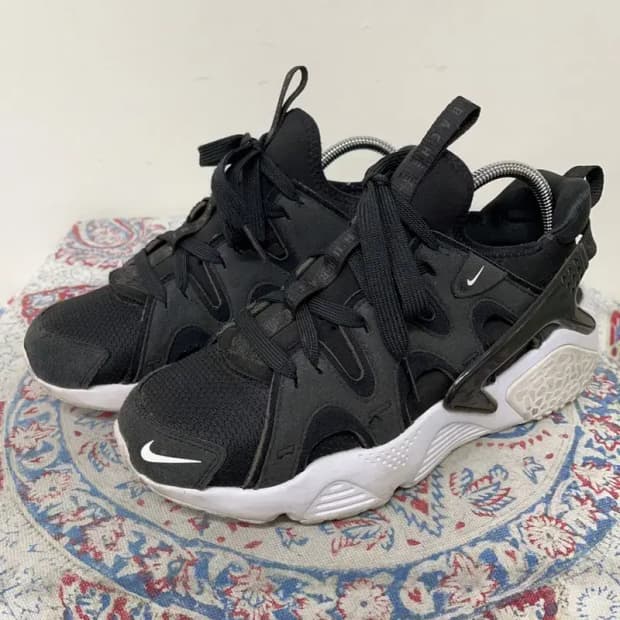 나이키 에어 허라치 크래프트 스니커즈 운동화 250 E01176