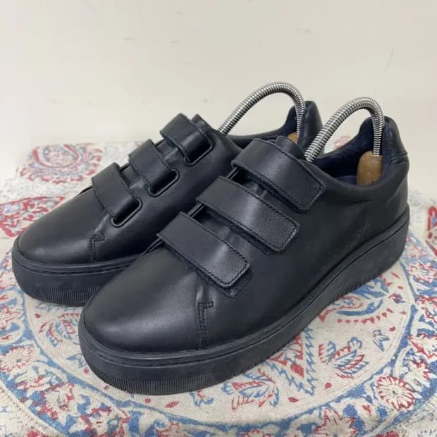 산드로 가죽 벨크로 스니커즈 운동화 38 E01236