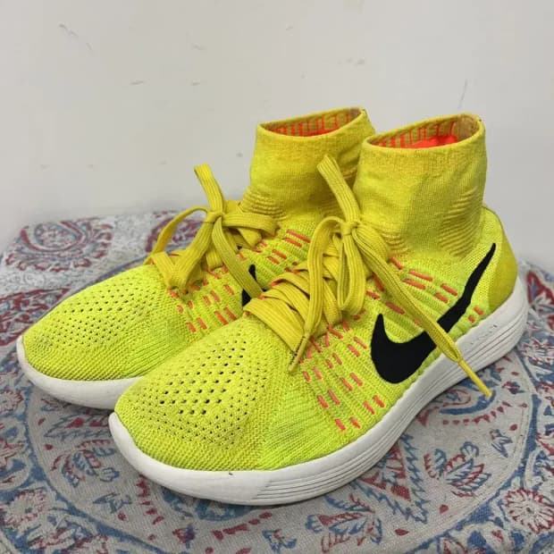 나이키 루나에픽 플라이니트 옐로우 러닝화 운동화 250 E01251