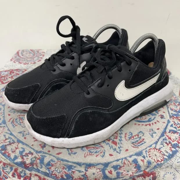 나이키 에어맥스 노스텔직 스니커즈 운동화 230 E01295