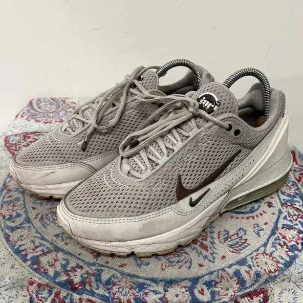 나이키 나이키 에어맥스 펄스 러닝화 운동화 240 E01437