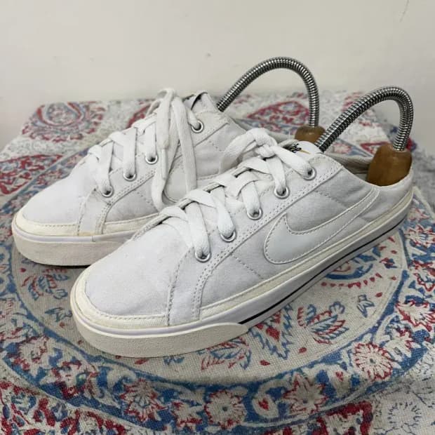 나이키 코트레거시 뮬 스니커즈 235 E01538