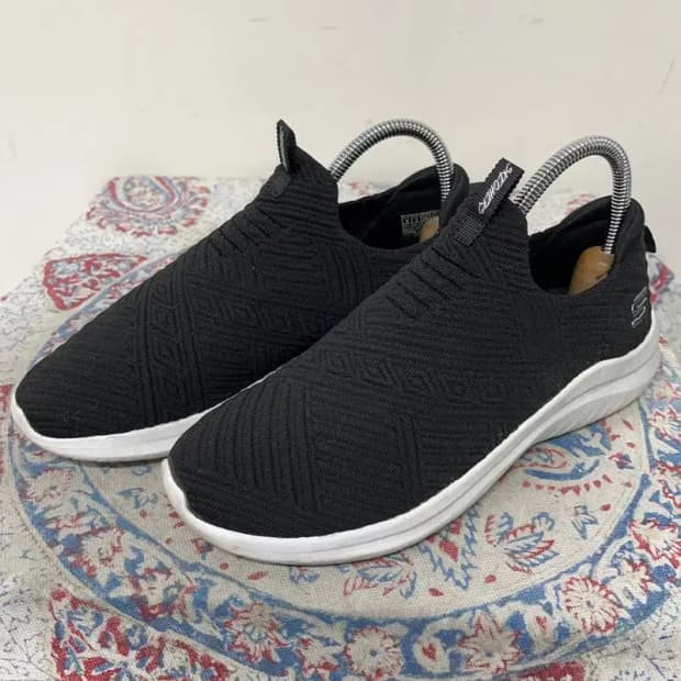 스케쳐스 울트라 플렉스 3 슬립온 230 E01613