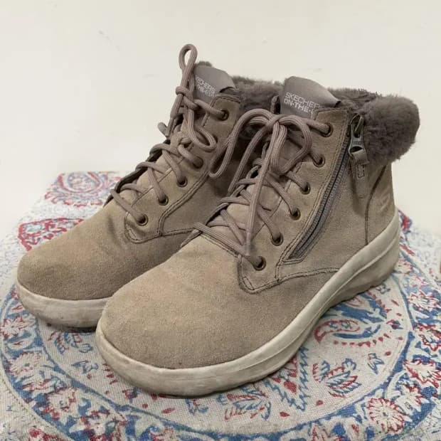 스케쳐스 스카이하이 울트라 부츠 털신발 겨울신발 235 E01727