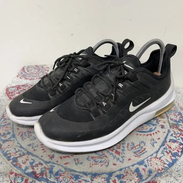 나이키 우먼스 에어맥스 엑시스 운동화 235 E01747