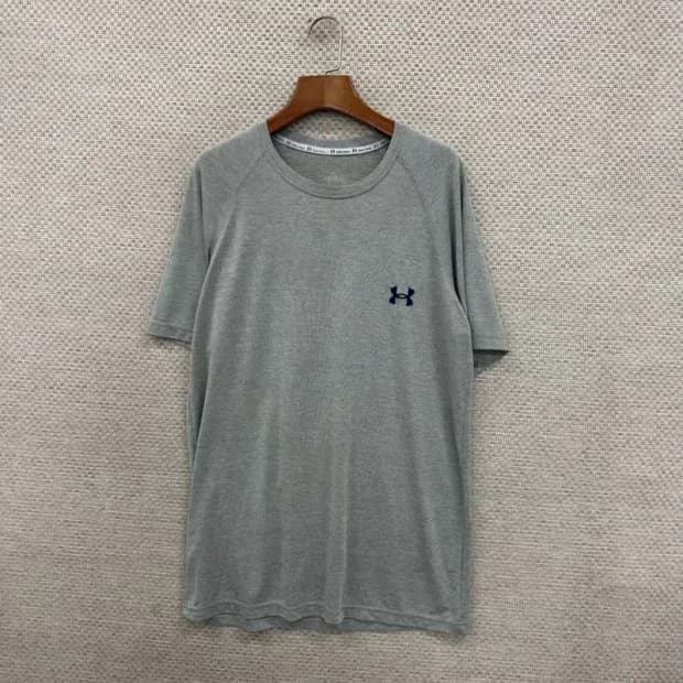 언더아머 운동 기능성 반팔티 100 D06842