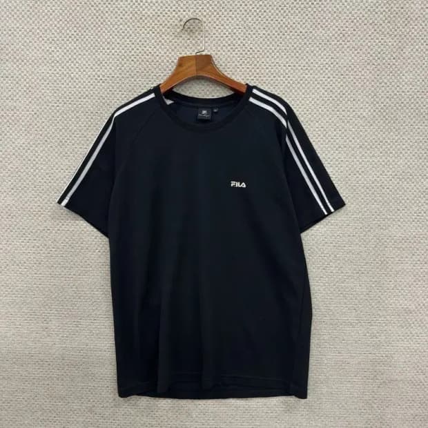필라 FILA 블랙 기능성 반팔티 100 D07216