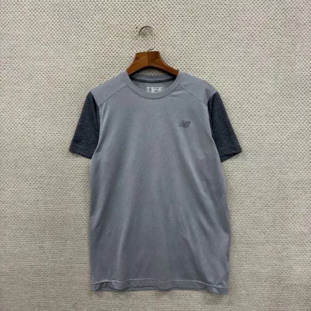 뉴발란스 운동 기능성 반팔티 95 D07666