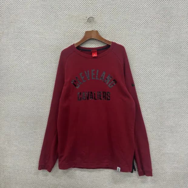 나이키 NBA 클리블랜드 절개 맨투맨 105 D08288