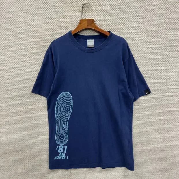 나이키 프린팅 캐주얼 반팔티 95 D08779