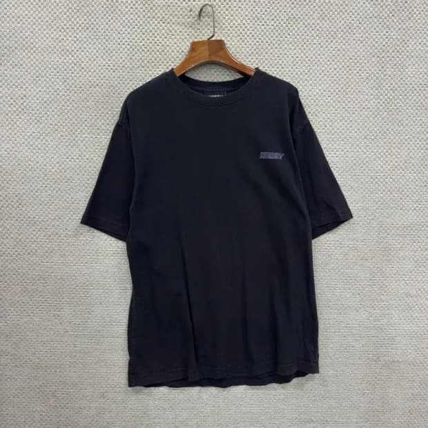 널디 로고 캐주얼 반팔티 90 D10343