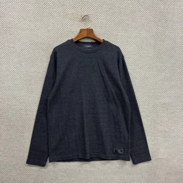 버커루 캐주얼 그레이 남자 긴팔티 롱슬리브 105 D11515