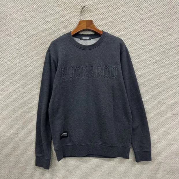 버커루 캐쥬얼 자수로고 그레이 맨투맨 95 A00083