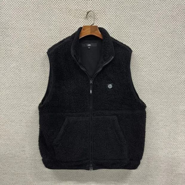 LMC 자수로고 플리스 후리스 베스트 조끼 95 A00339