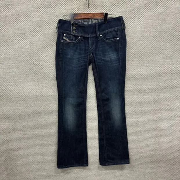 디젤 로우라이즈 부츠컷 데님 청바지 27인치 A00519