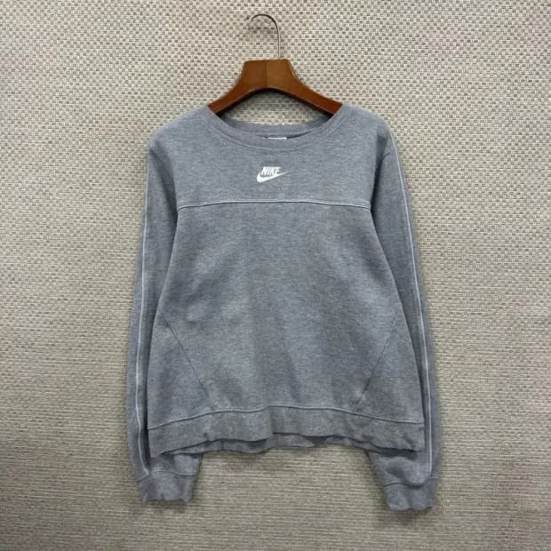 나이키 캐주얼 센터로고 크롭 스웻셔츠 맨투맨 M A00901