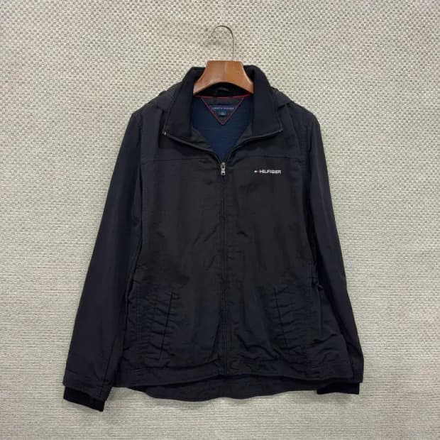 타미힐피거 올드스쿨 자수로고 윈드러너 바람막이 M A00965