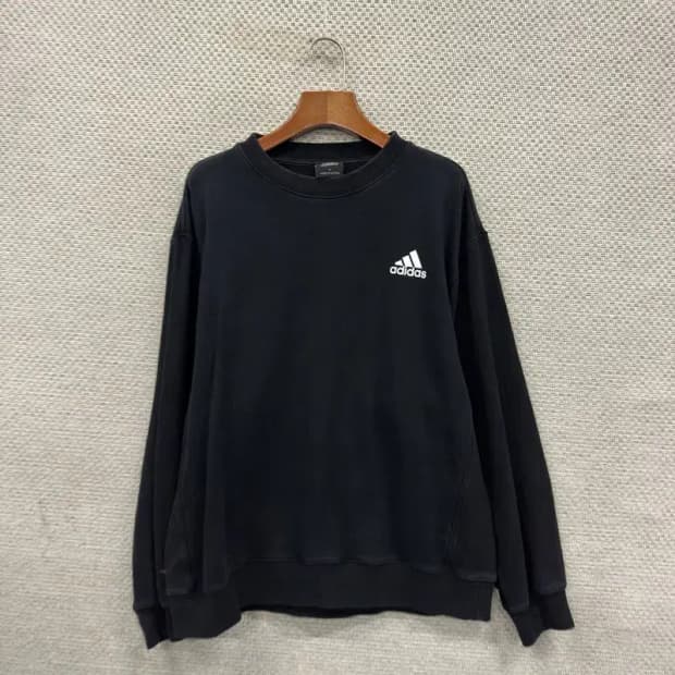 아디다스 캐주얼 프린팅로고 오버핏 스웻셔츠 맨투맨 M A01058