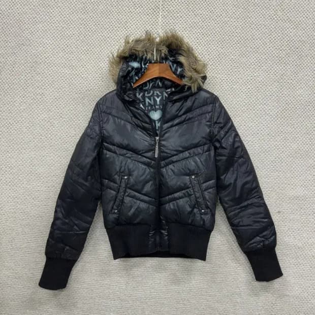 도나카란뉴욕 DKNY 캐주얼 무광 여성 패딩 점퍼 M A01495