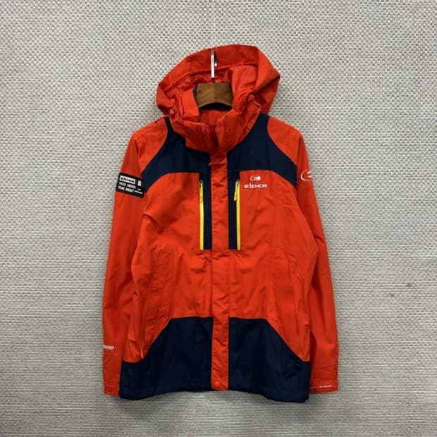 아이더 아웃도어 등산 바람막이 M A01577