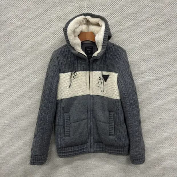 게스 캐주얼 패치로고 방풍 울 니트 후드집업 XS A02077