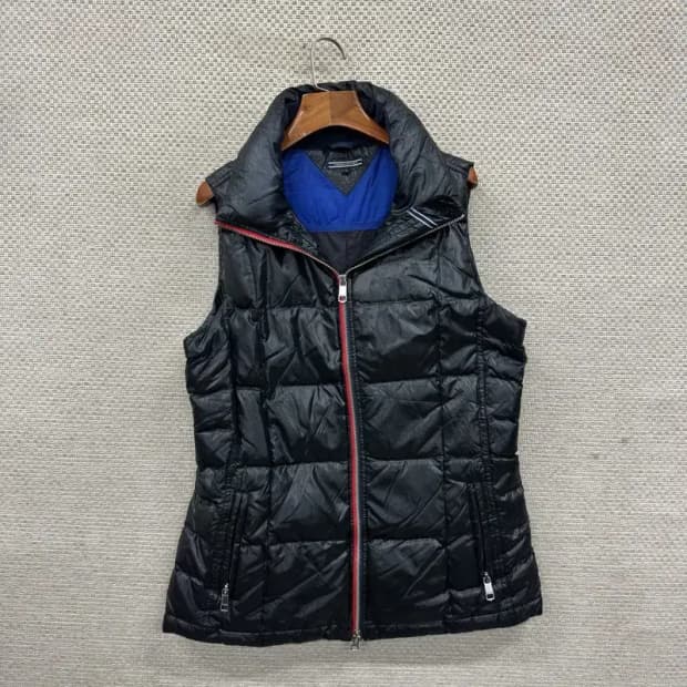 타미힐피거 캐주얼 유광 다운 패딩 조끼 베스트 M A02305