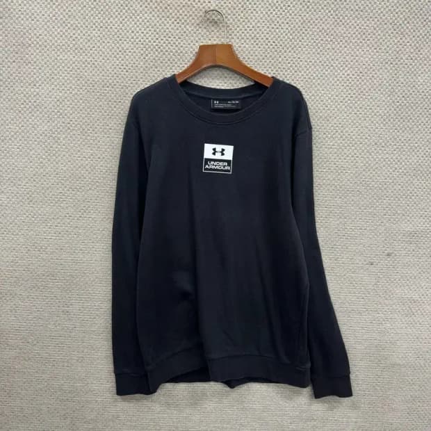 언더아머 프린팅로고 스웻셔츠 맨투맨 XL A02373