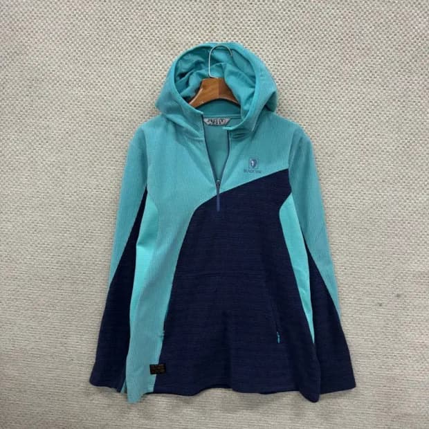 블랙야크 아웃도어 자수로고 후리스 반집업 후드티 100 A02465