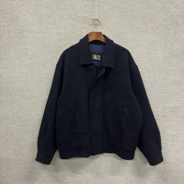 닥스 올드스쿨 자수로고 울 블루종 자켓 105 A02535