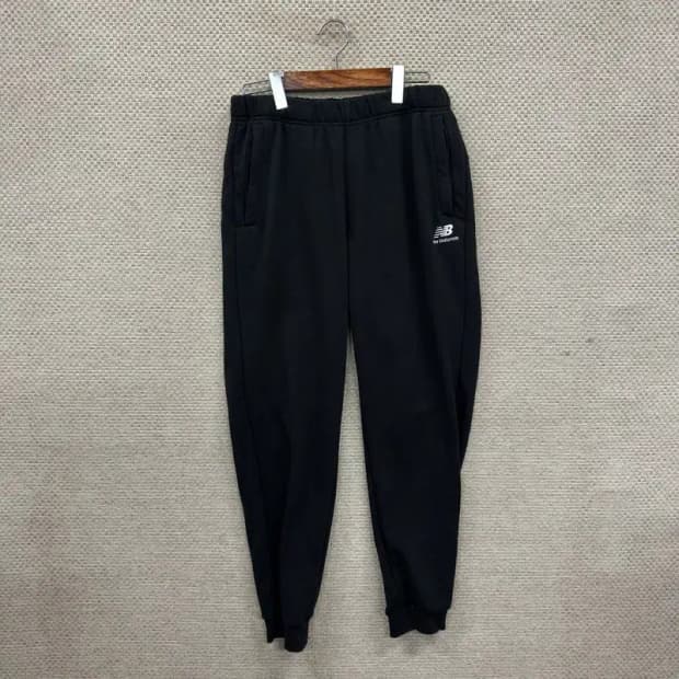 뉴발란스 캐주얼 자수로고 조거 밴딩 츄리닝바지 L A02640