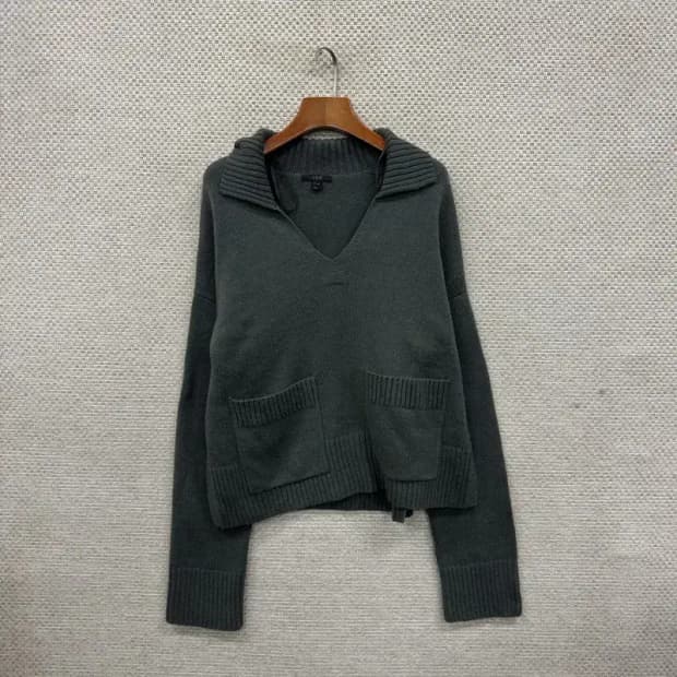 코스 COS 캐주얼 브이넥 울 니트 스웨터 S A02776