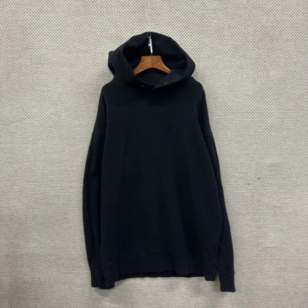 데상트 캐주얼 프린팅로고 약기모 후드티 L A02868