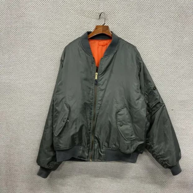 알파인더스트리스 MA-1 리버시블 항공점퍼 자켓 105 A03084