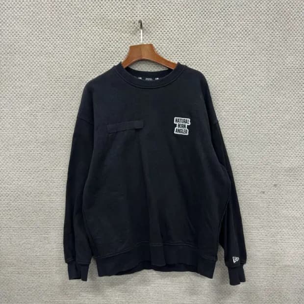 뉴에라 캐주얼 자수 스웻셔츠 맨투맨 M A03093