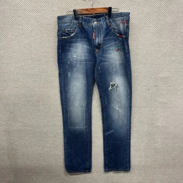 디스퀘어드2 빈티지워싱 데님 청바지 52 A03194