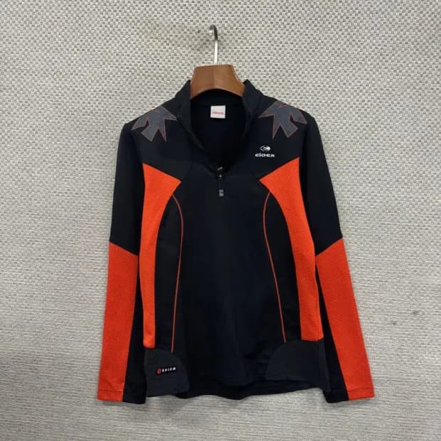 아이더 아웃도어 자수로고 반집업 긴팔티 M A03173