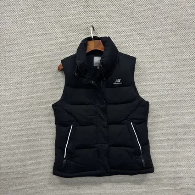 뉴발란스 캐주얼 자수로고 오리털 덕다운 패딩 조끼 M A03338