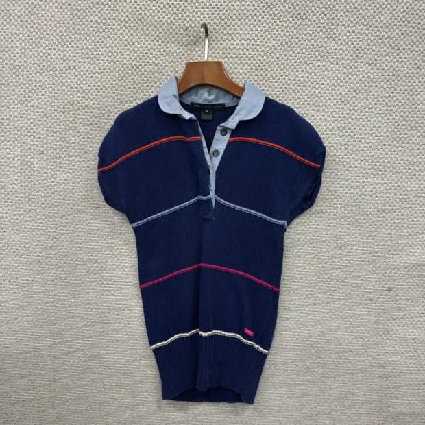 마크제이콥스 스트라이프 니트 반팔카라티 XS A03494