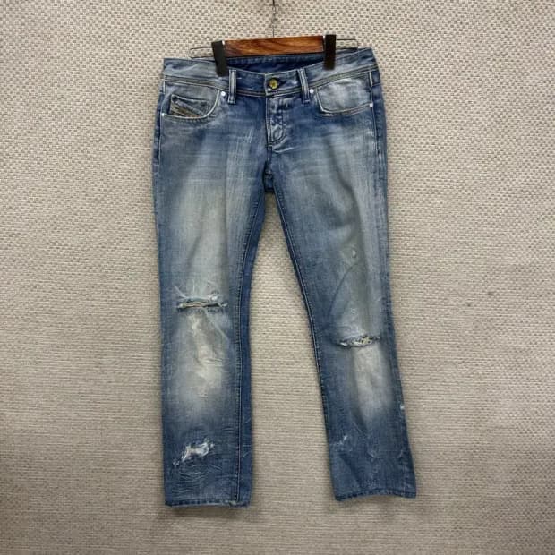 디젤 LOWKY 워싱진 찢청데님 청바지 27인치 A03522