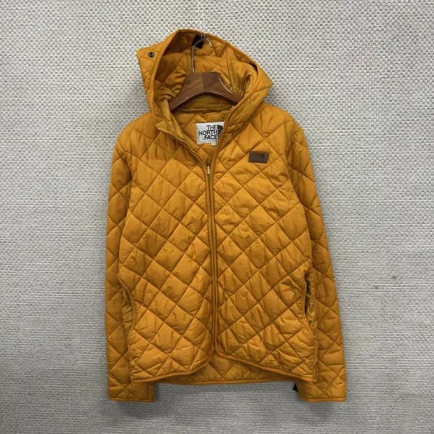 노스페이스 아웃도어 화이트라벨 퀄팅 경량 자켓 95 A03567