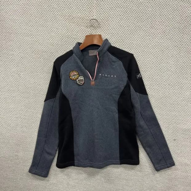 밀레 아웃도어 자수로고 약기모 반집업 긴팔티 90 A04619