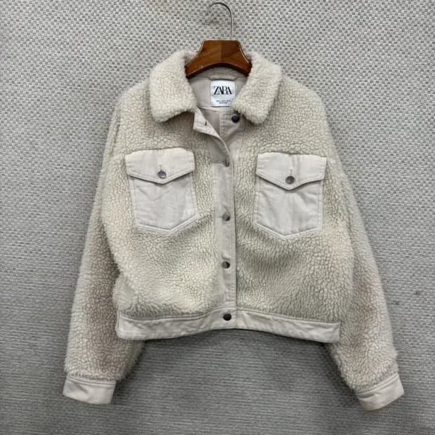 자라 ZARA 캐주얼 양털 플리스 숏 후리스 자켓 XS A04629