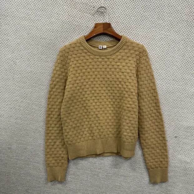 유니클로 U 르메르 라운드넥 울 니트 스웨터 M A04702