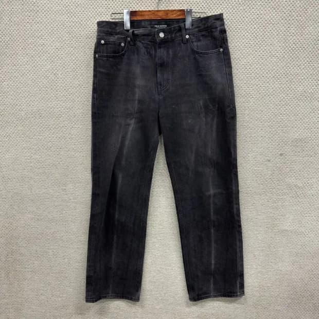 피스워커 빈티지 워싱 일자핏 흑청바지 32인치 A04724